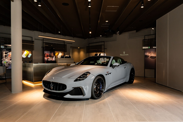 マセラティ・グランカブリオ トロフェオ（エクステリア）