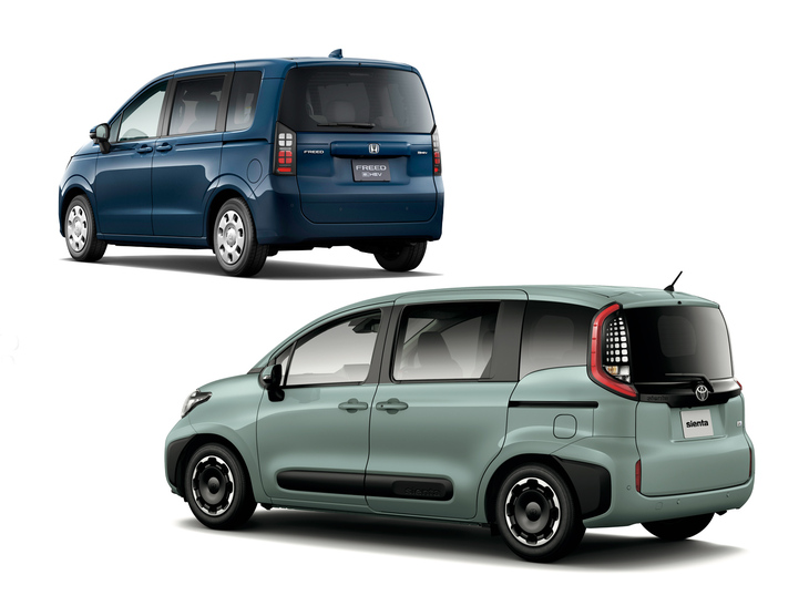 「ホンダ・フリード」（左上）と「トヨタ・シエンタ」（右下）。