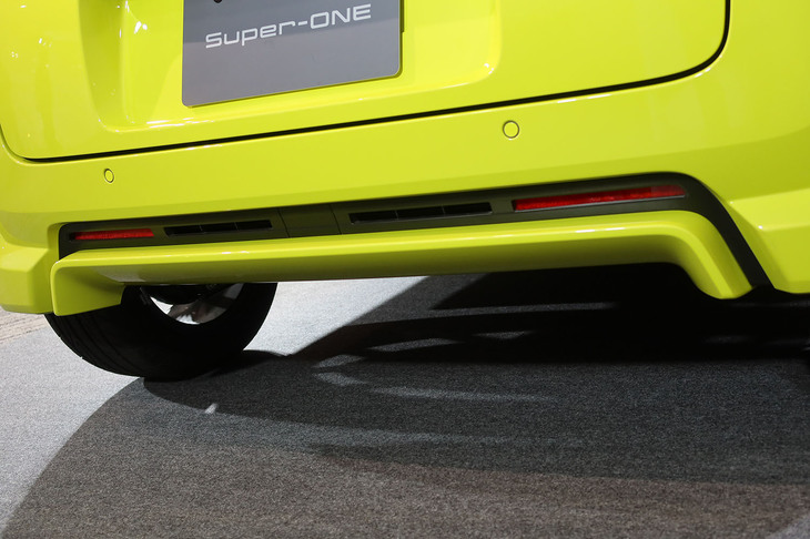 ホンダ・スーパーONE（リアエンドのスポイラー）