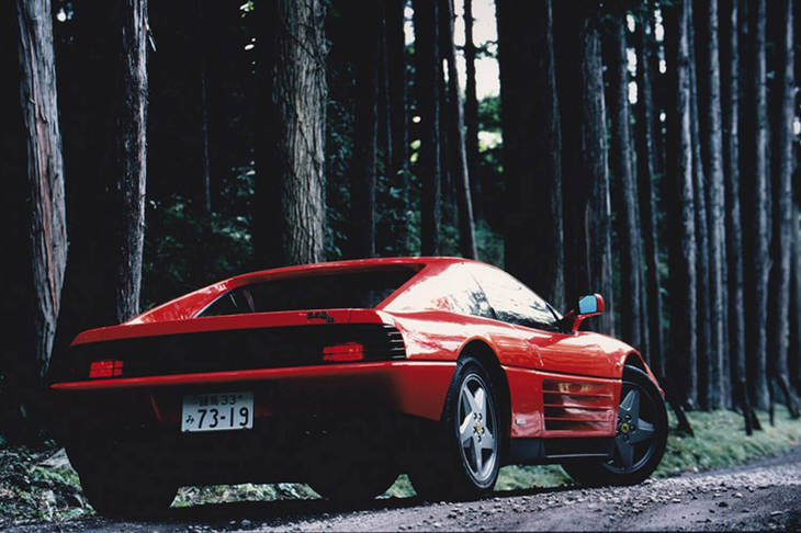 筆者がかつて購入した「フェラーリ348tb」は初期型（90年式）だった。