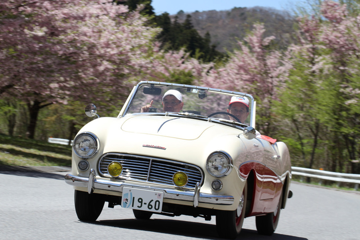 1960年「ダットサン・フェアレディ」（SPL212）。フェアレディの名を最初に冠した北米輸出専用車。