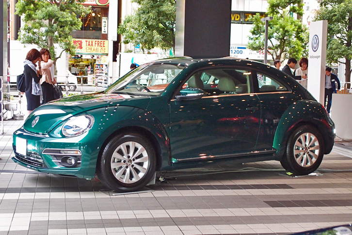 ザ・ビートル デザイン（写真のボディーカラーは新色「ボトルグリーンメタリック」）