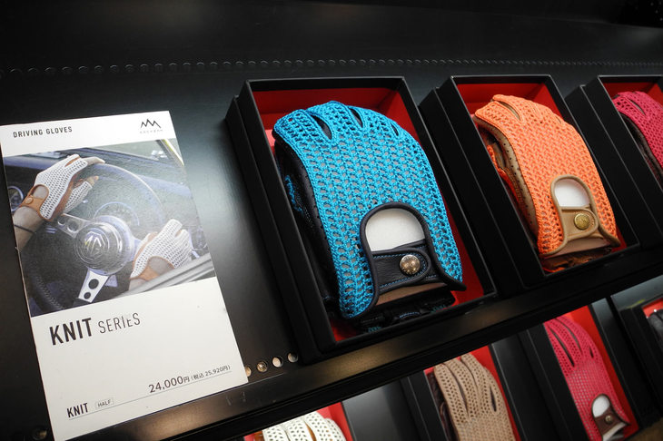 CACAZANのブース。