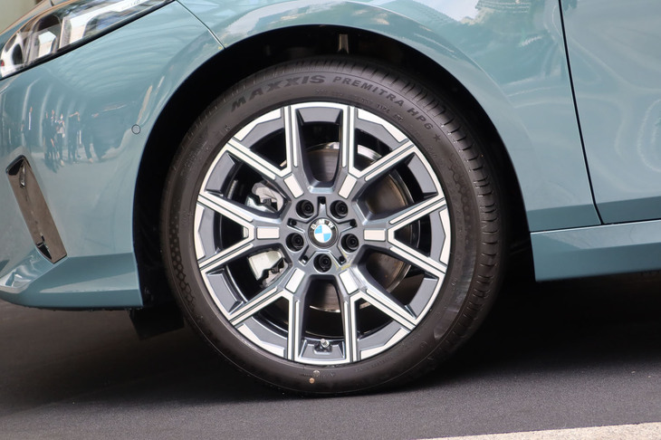 BMW 120（フロントホイール）