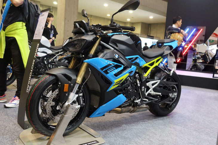 BMW S1000R