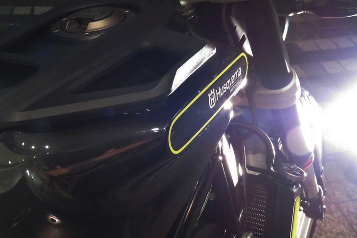 ハスクバーナ・スヴァルトピレン401