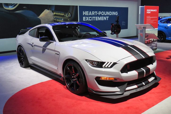 フォード・マスタング シェルビーGT350R