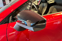 ドアミラーの意匠。