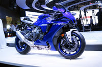 新型YZF-R1