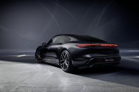 タイカン4Sブラックエディション