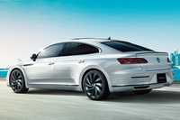 フォルクスワーゲンの新しい最上級モデル「アルテオン」が登場の画像