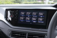 インフォテインメントシステム「ディスカバープロ」はオプション。タッチスクリーン自体は全車に標準装備で、「Apple CarPlay」をはじめとしたスマートフォン連携機能が使える。