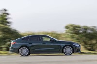 「B4グランクーペ」は「BMW 4シリーズ グランクーペ」をベースにアルピナが仕立てた4ドアクーペだ。