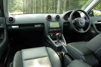 アウディ A3スポーツバック 2.0TFSI（FF／2ペダル6MT）【試乗記】の画像