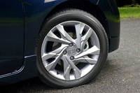 装着されるタイヤのサイズは185/55R16。