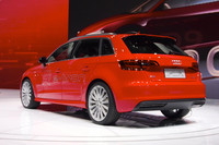 アウディは2種類の最新エコカーを発表【ジュネーブショー2013】の画像