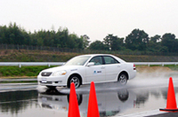 「タイヤセーフティドライビングレッスン」に参加（その4）の画像