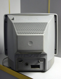 第248回：ミラノ製ブラウン管テレビに教わる「インターフェイス」の大切さの画像