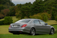 メルセデス・ベンツS550ロング（FR/7AT）／S400ハイブリッド エクスクルーシブ（FR/7AT）【試乗記】の画像