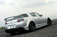 エアロパーツは、フロントノーズ、サイドスカート、リアアンダースポイラー、リアウイング、エアロミラー、Bピラーガーニッシュを装着。合計で、48.2万円なり。