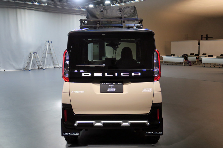 三菱デリカミニ × Coleman（リア）