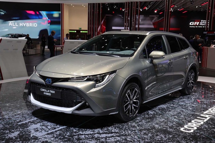 トヨタ・カローラ トレック ハイブリッド