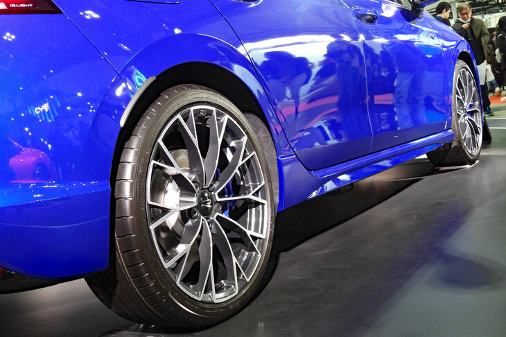 フォルクスワーゲン・ゴルフR