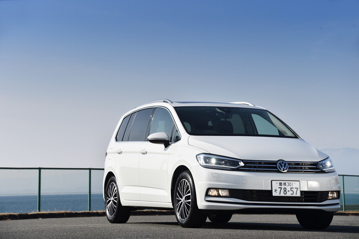 フォルクスワーゲン・ゴルフトゥーランTSIハイライン