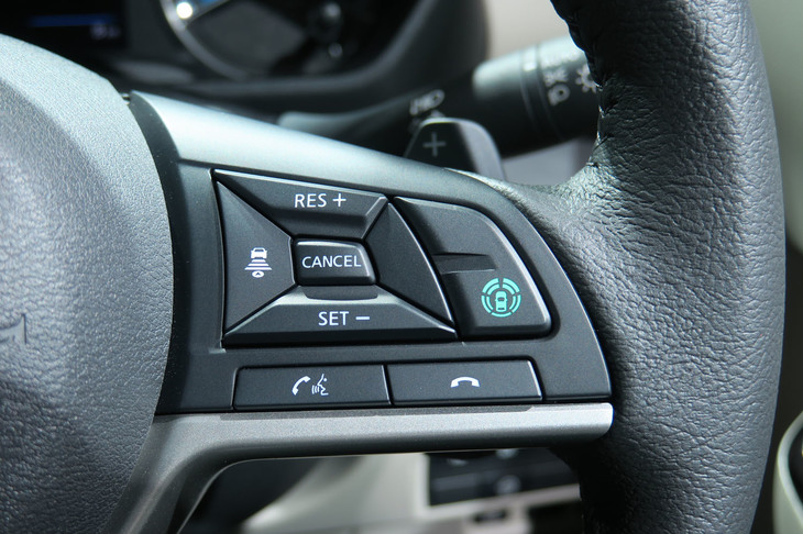 新型「三菱eKスペース」