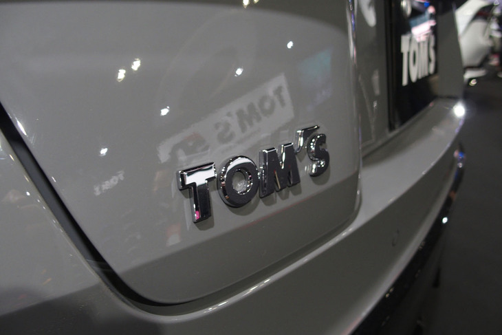 レクサスIS500（TOM’S）