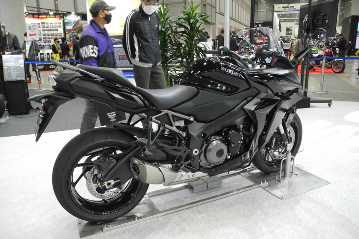 スズキGSX-S1000GT