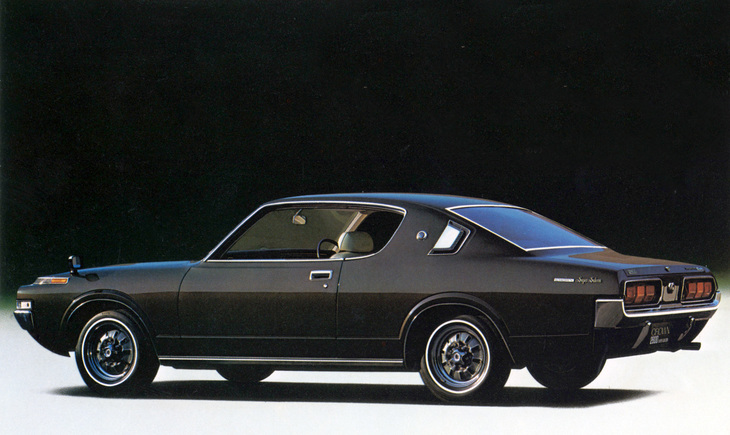 ハードトップのトップグレードである「2600スーパーサルーン」。リアエンドも従来より一般的な印象となった。ちなみに3ナンバー車となる2600シリーズは、1971年5月から加えられた。