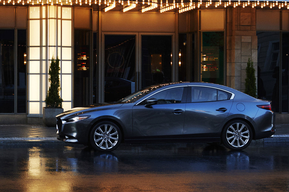 第565回 マツダの未来を占うクルマ 新型 マツダ3 に見るskyactivの進化 エディターから一言 Webcg