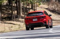 今回は220kmほどの道のりを試乗。燃費は満タン法で8.1km/リッター、車載の燃費計で8.4km/リッターを記録した。