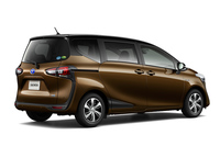 「シエンタGクエロ」（ハイブリッド車）