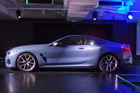 「8シリーズ」については、将来的にオープントップモデルや4ドアモデルも導入される。