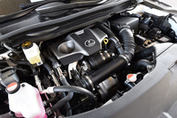 「RX200t」の2リッター直4ターボは、1650rpmという低回転域から350Nmの最大トルクを発生する。