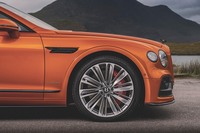 ベントレーの高性能サルーン「フライングスパー スピード」登場の画像