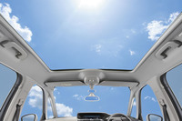 「シトロエンC4ピカソ」に“アクティブ家族”向けの限定車の画像