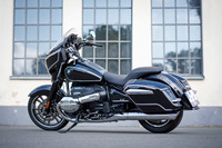 「R18B」は、豪華なアメリカンクルーザーの魅力と、BMWならではの軽快な走りを併せ持つモデルに仕上がっていた。