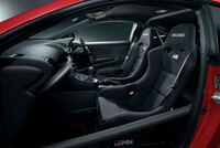 「GRMNヤリス“ラリーパッケージ”」のインテリア。サイドバー付きのロールバーが備わる。