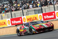 こちらは AFコルセ の「フェラーリ458イタリア」。決勝ではクラス優勝を果たした。
    