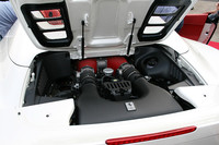 570psを発生する4.5リッターのV8を搭載。7段のF1デュアルクラッチトランスミッションが組み合わされる。