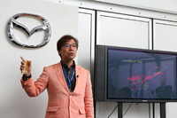 猿渡主査はエンジン開発のエキスパート。先代「アクセラ」（2代目の後期型）でも主査を務めた。