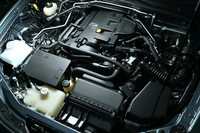 【スペック】マツダ・ロードスター RS RHT：全長×全幅×全高＝4020×1720×1255mm／ホイールベース＝2330mm／車重＝1160kg／駆動方式＝FR／2.0リッター直4DOHC16バルブ（170ps/7000rpm、19.3kgm/5000rpm）／燃費＝11.8km/リッター（JC08モード）／価格＝286万円（テスト車＝300万7000円）