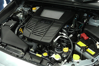 「DIT」と呼ばれるスバル独自の直噴技術を採用した2リッター直4ターボエンジン。