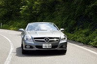【スペック】SL350：全長×全幅×全高＝4565×1820×1315mm／ホイールベース＝2560mm／車重＝1780kg／駆動方式＝FR／3.5リッターV6DOHC24バルブ（316ps／6500rpm、36.7kgm／4900rpm）／価格＝1190.0万円（テスト車＝同じ）