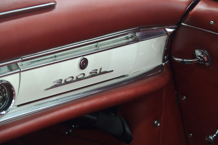 メルセデス・ベンツ300SL