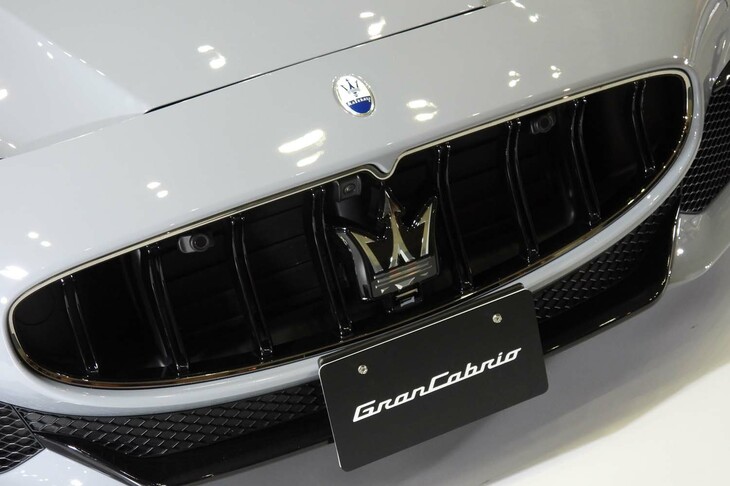 マセラティ・グランカブリオ