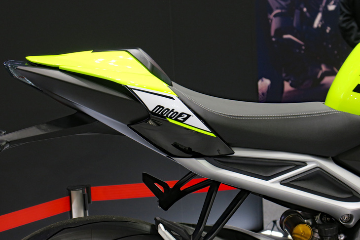 トライアンフ・ストリートトリプル765 Moto2エディション